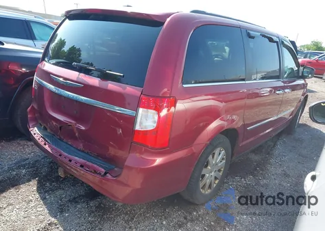 2011 Chrysler Town & Country Touring-L z USA, uszkodzony, nr VIN 2A4RR8DGXBR635474
